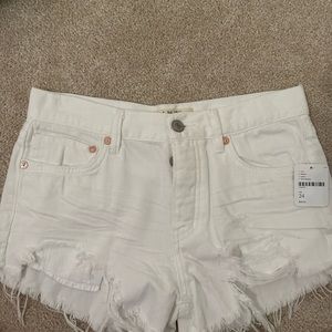 Free People white denim shorts size 24